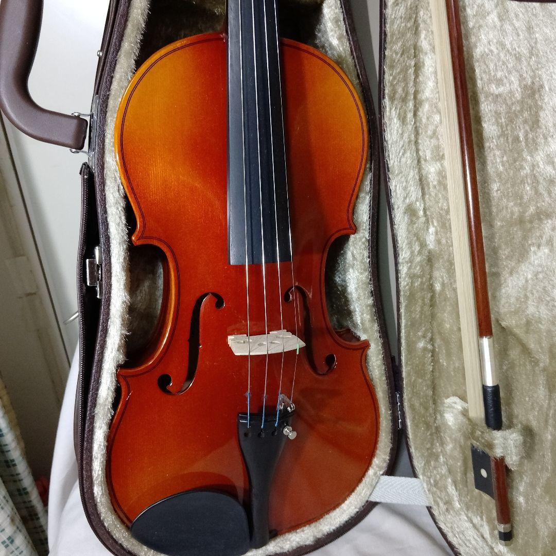 ♥️値下しました♥️スズキバイオリン4/4♥️品番200♥️弓ケ―ス松脂調弦笛付
