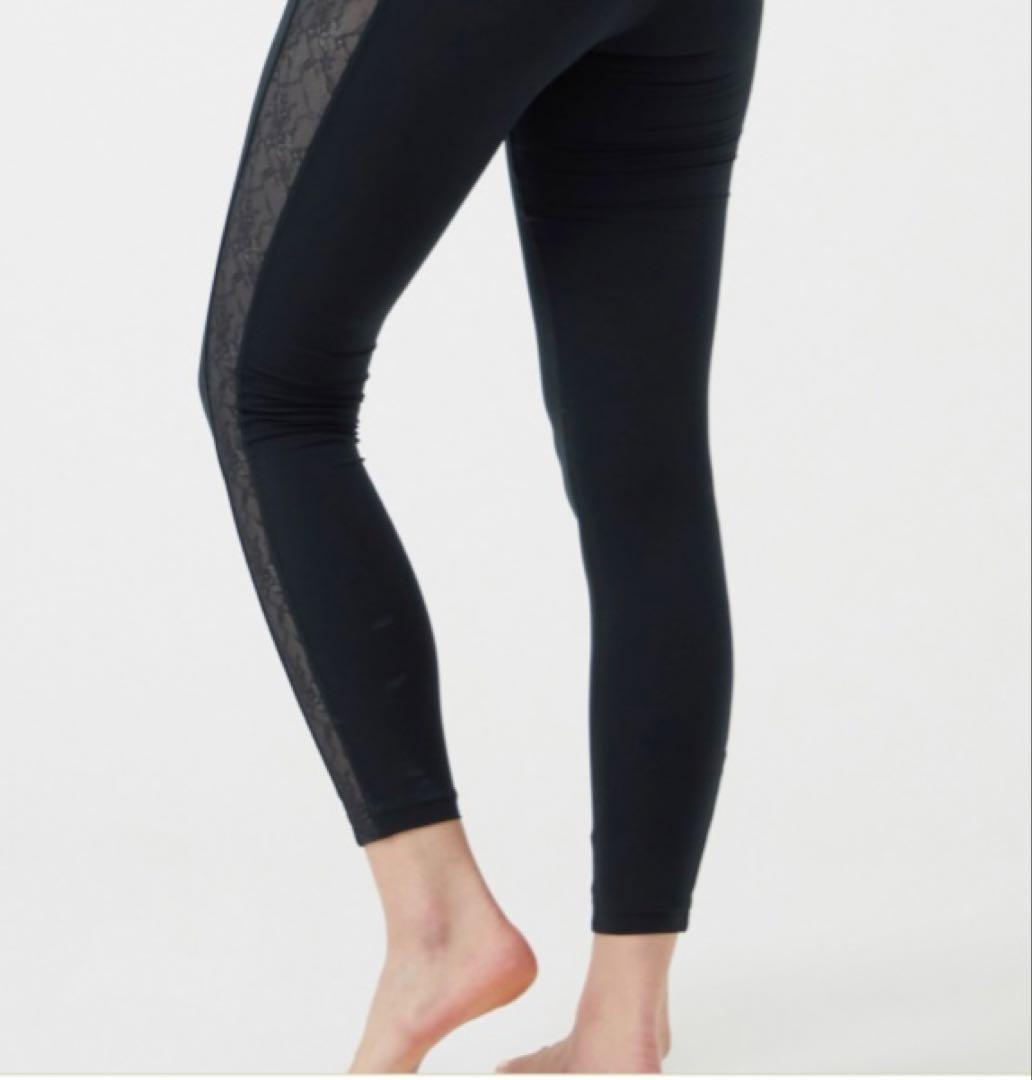 チャコット　バランス　サイドレースコンビレギンス　ブラックL新品　ヨガピラティス