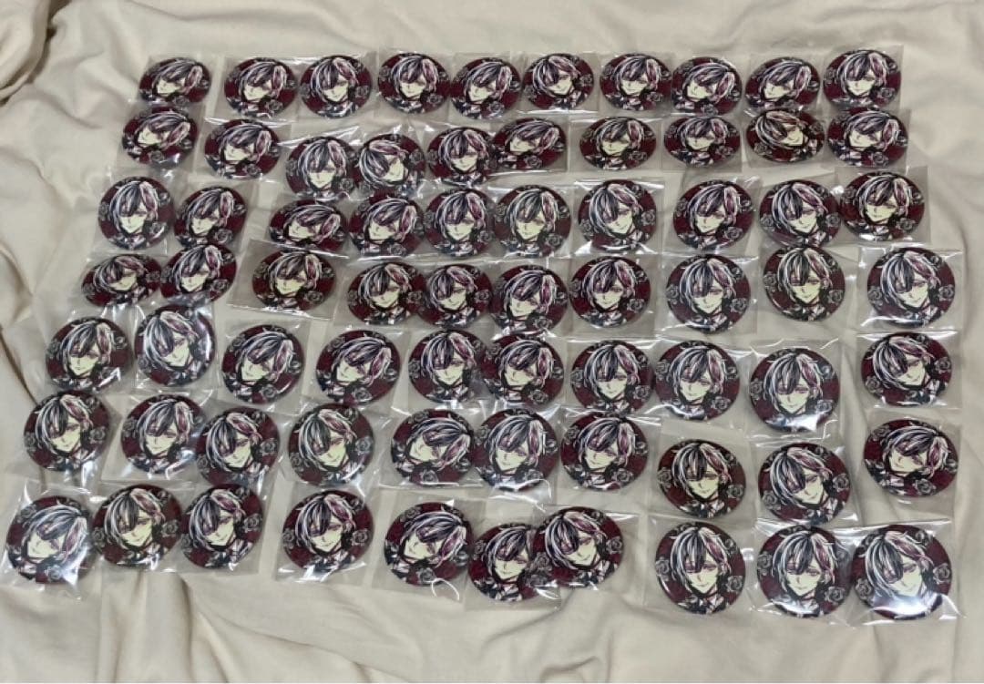 ベリアン缶バッジ70個