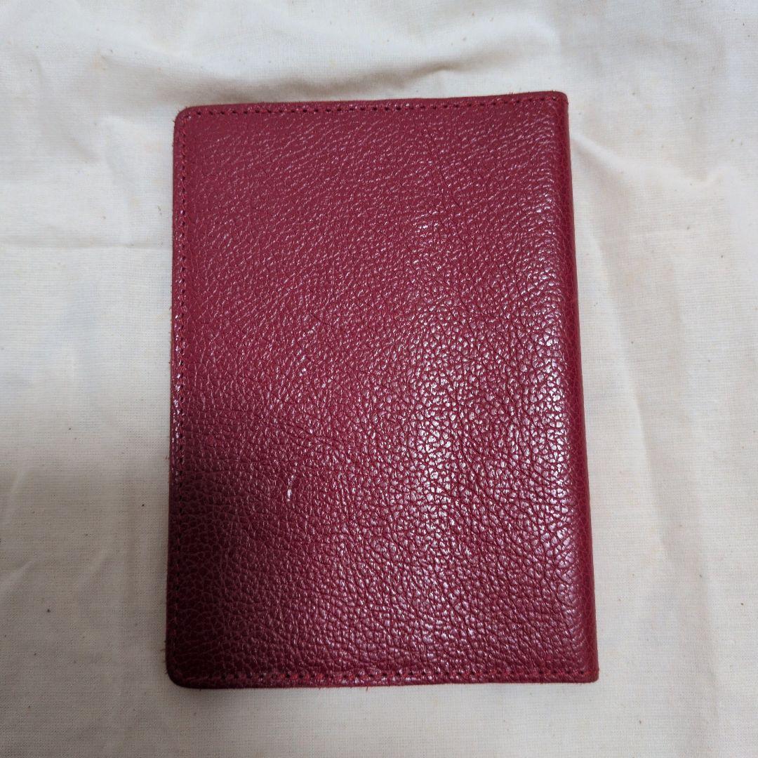 イルビゾンテ パスポートケース　レッド