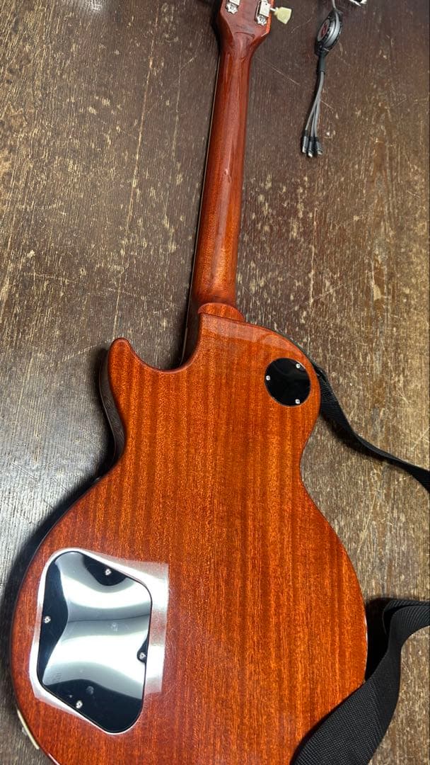 値下げ対応可　 Tokai LS148f Honey Burst