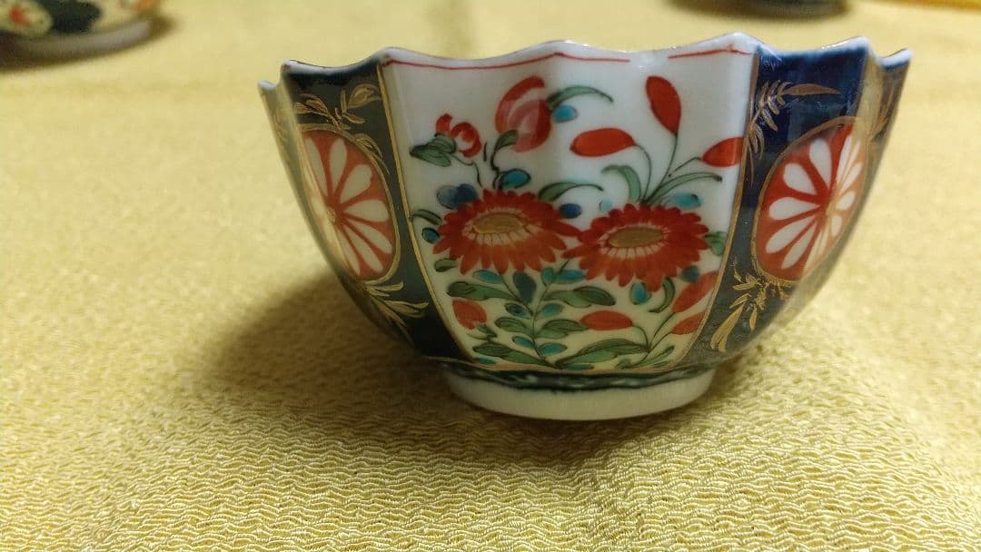 初期Worcester ティーボウル(1775年頃)