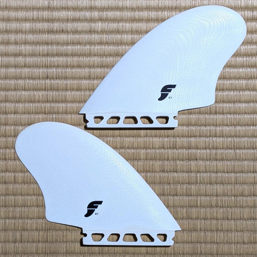 フユーチャー　K1 ツインキールフィン ホワイト FUTURES