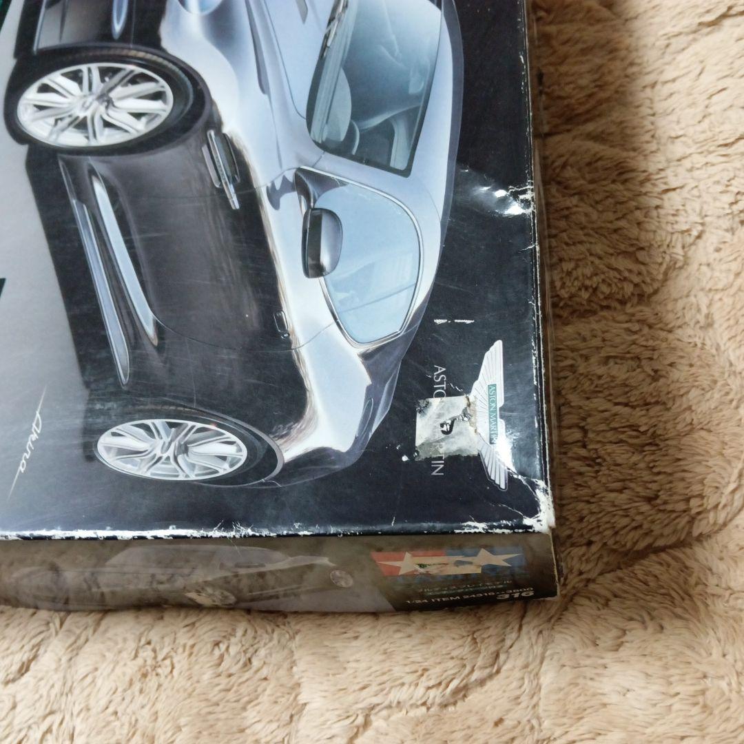 TAMIYA Aston Martin DBS 1/24 プラモデル