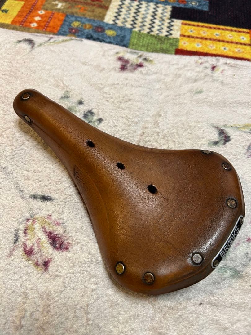 あ*き様 BROOKS ブラウンレザーサドル　めちゃくちゃ渋い色！