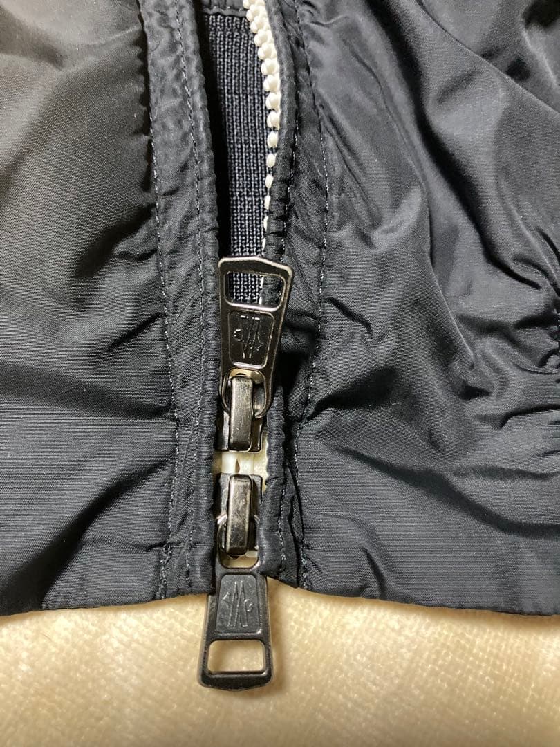 モンクレールナイロンジャケット、パンツ