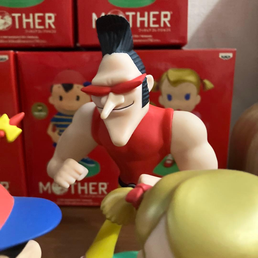 MOTHERフィギュアセット　プライズ