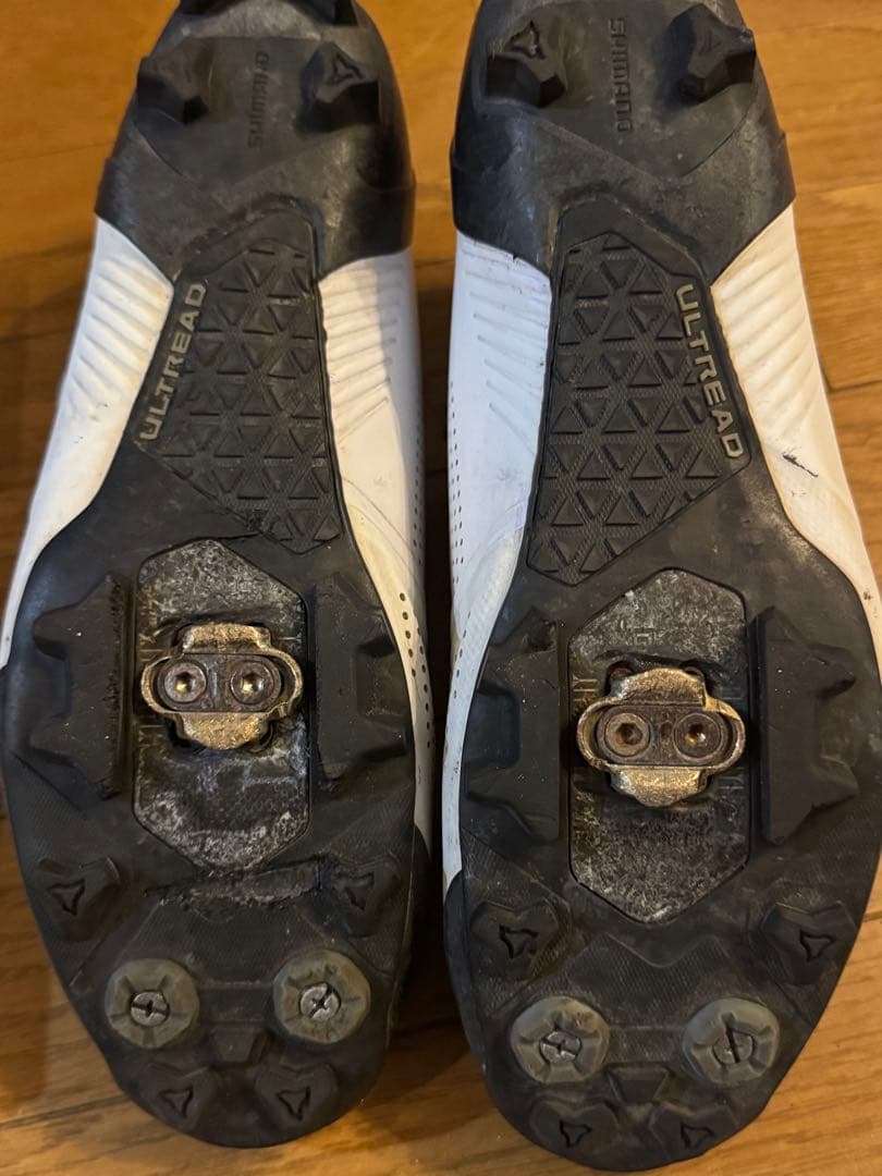 Shimano ビンディングシューズXC9（SH-XC902）ホワイト　42.5