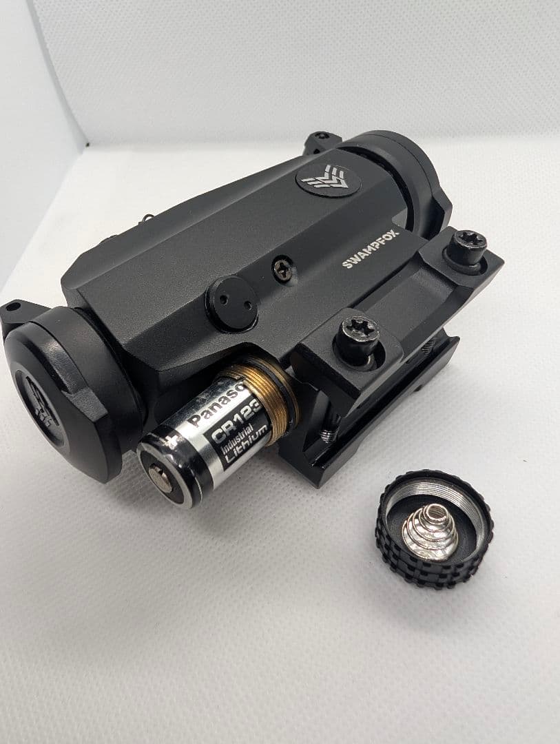 【新品実物】Swampfox BLADE PRISM 1×25 プリズムスコープ