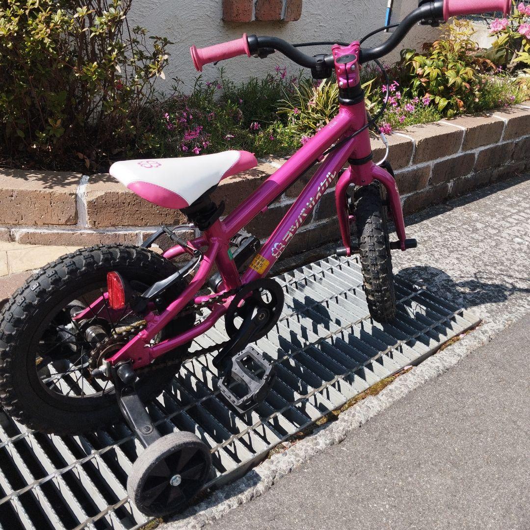 kikimarimum　ヨツバサイクル 12インチ ピンク