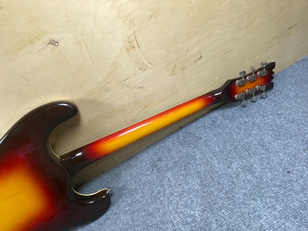 911 美品 mosrite V-63 モズライト サンバースト