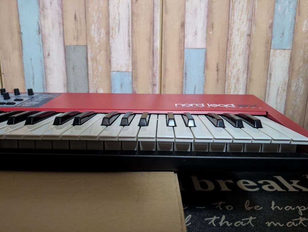 nord lead 2x バーチャルアナログ シンセサイザー