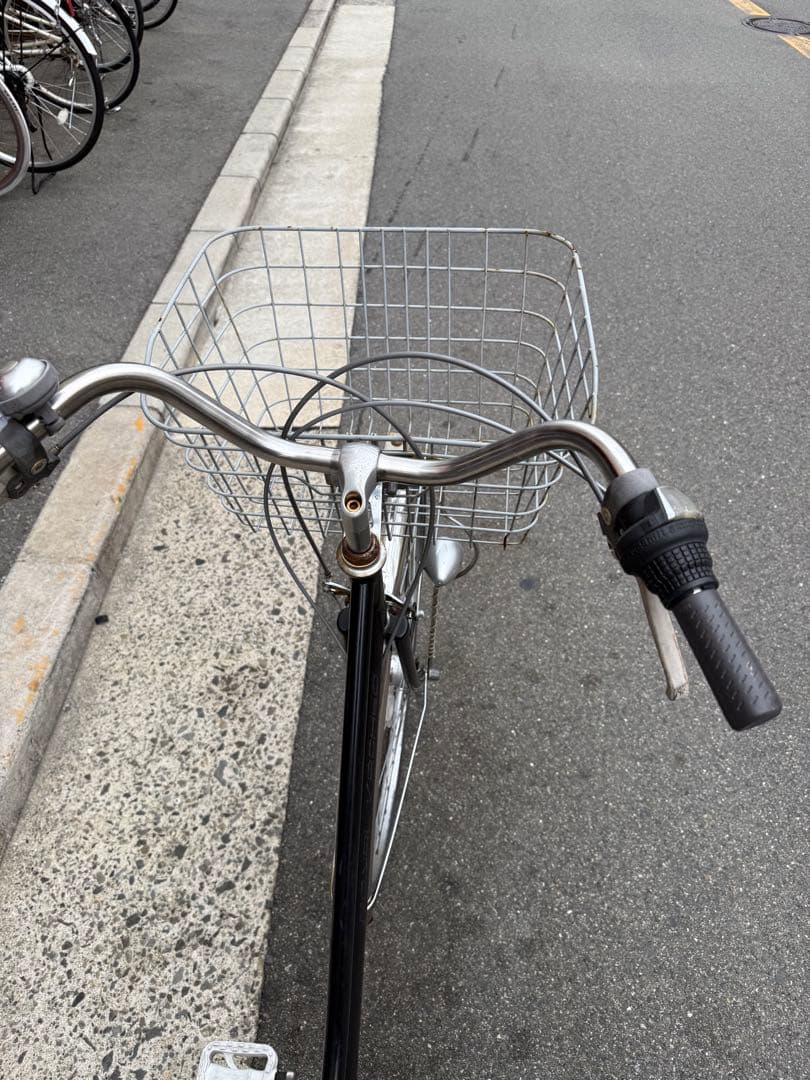 133 自転車 大阪市 美品 【引取り限定】 27インチ 変速付き