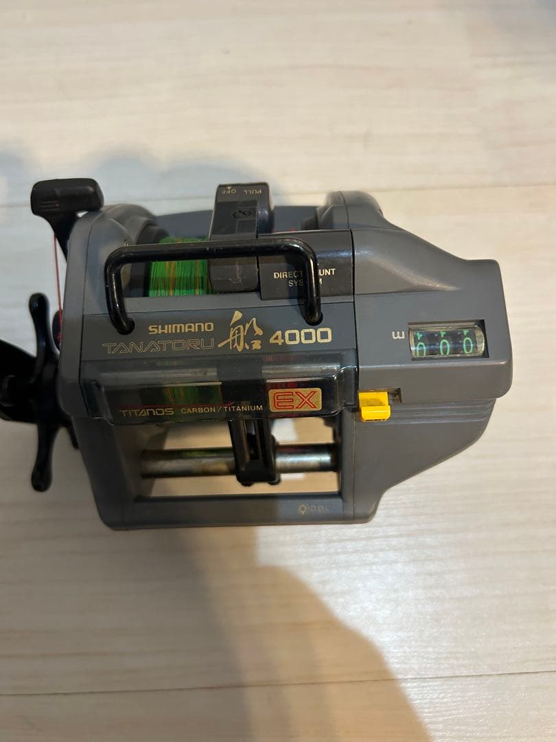 【美品】シマノ TITANOS 船 4000 EX