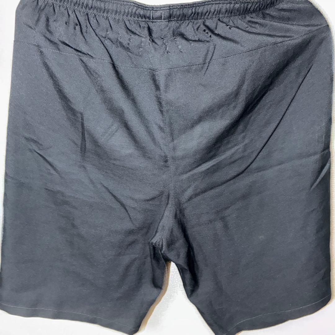 浦和レッズ　DHL ショートパンツ