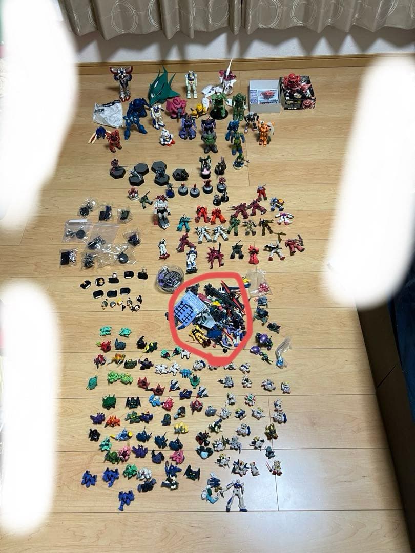 コンバージ　ガンダムのフィギュア