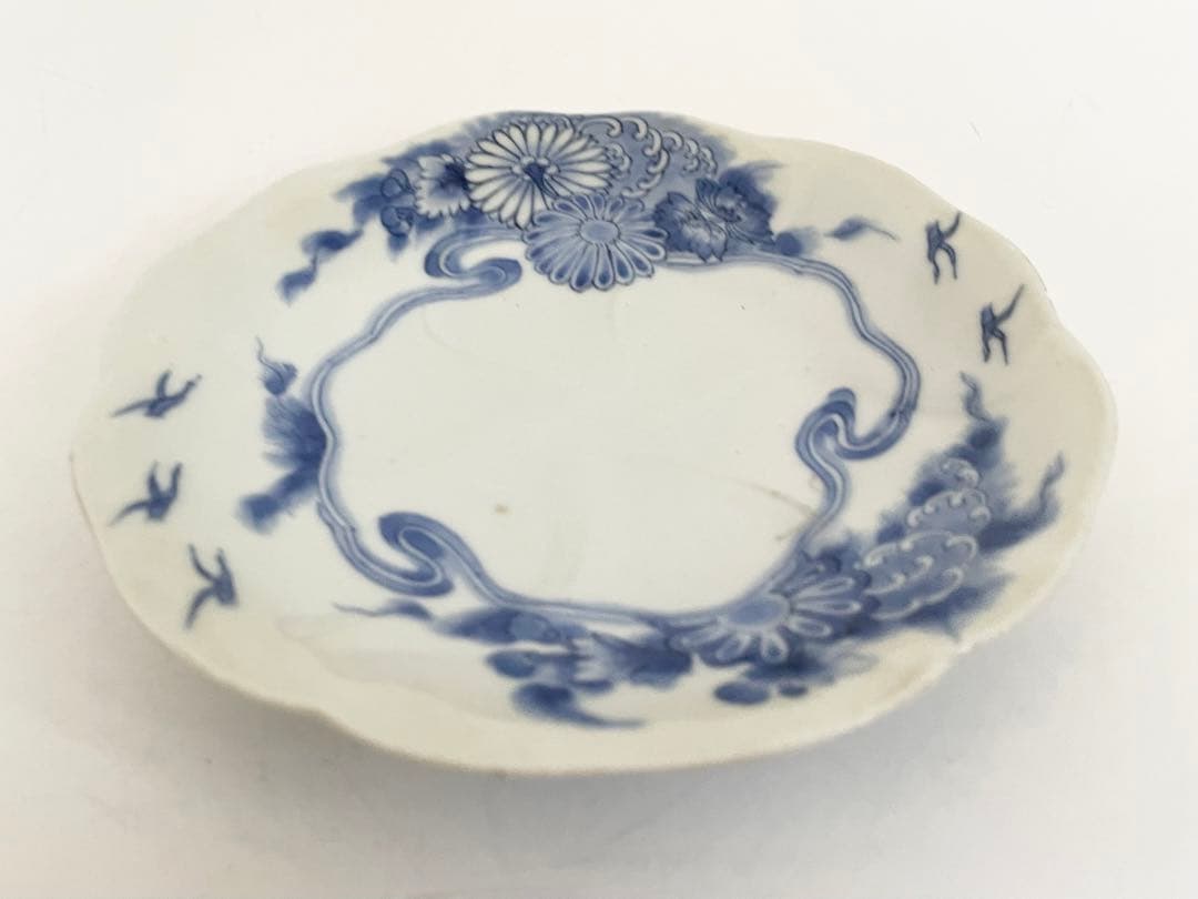 #1骨董　アンティーク　藍柿右衛門　染付　菊雲鶴文様　輪花皿　高脚皿　古伊万里