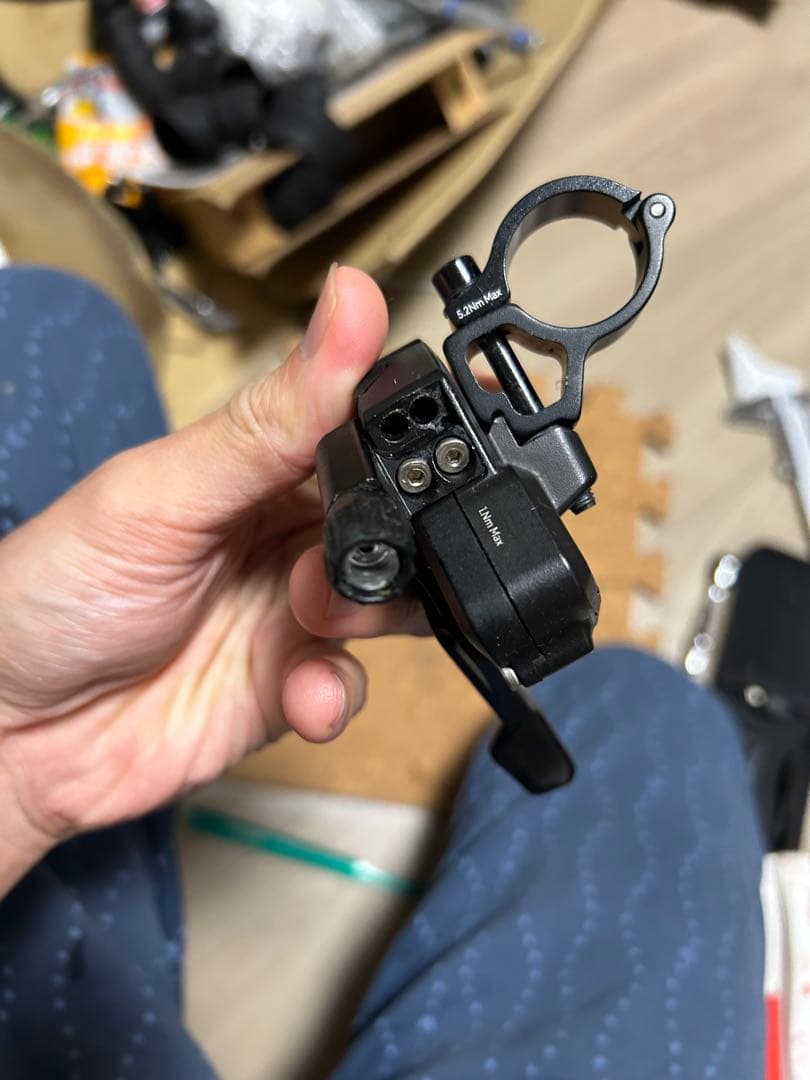 Bontrager DropLock ロックアウト&ドロッパーレバー