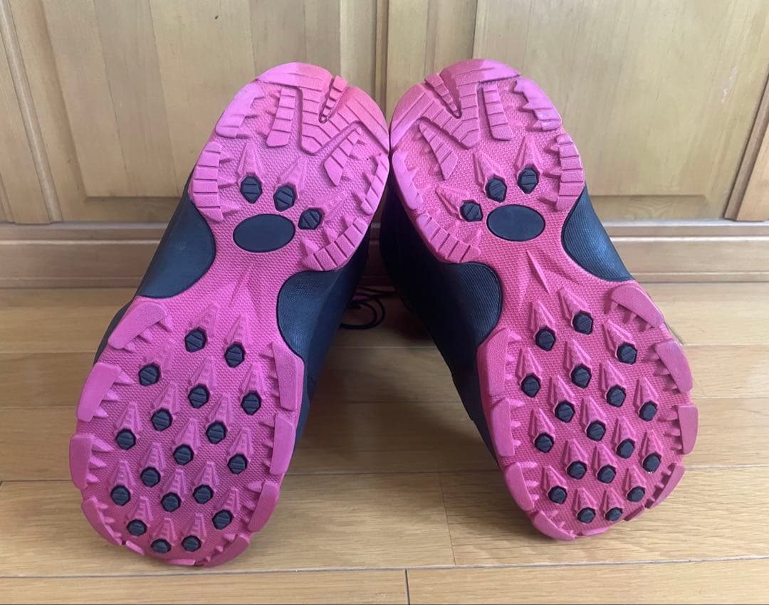 ★4回使用美品★BUZRUN boaスノーボードブーツ 24cm