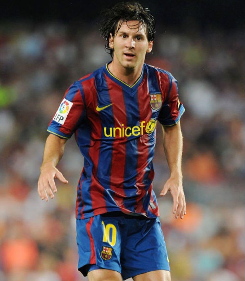 メッシ　直筆サインユニフォーム　バルセロナ　2009年　ICONS 証明書付き