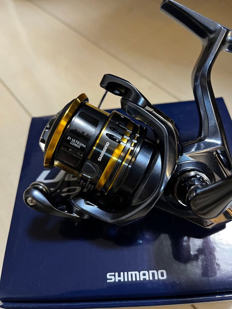 SHIMANO 21ULTEGRA C2000SHG スピニングリール