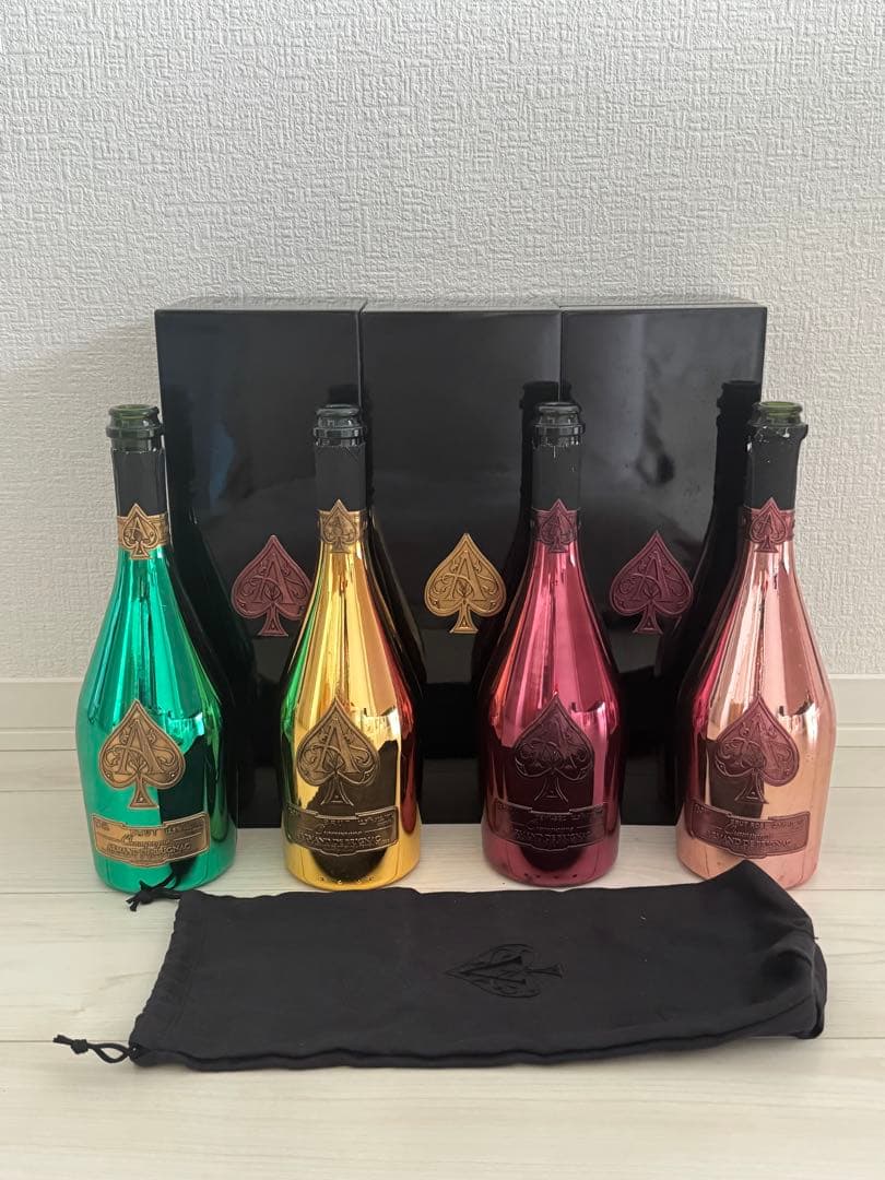 アルマンド　空き瓶　ゴールド　ロゼ　レッド　グリーン