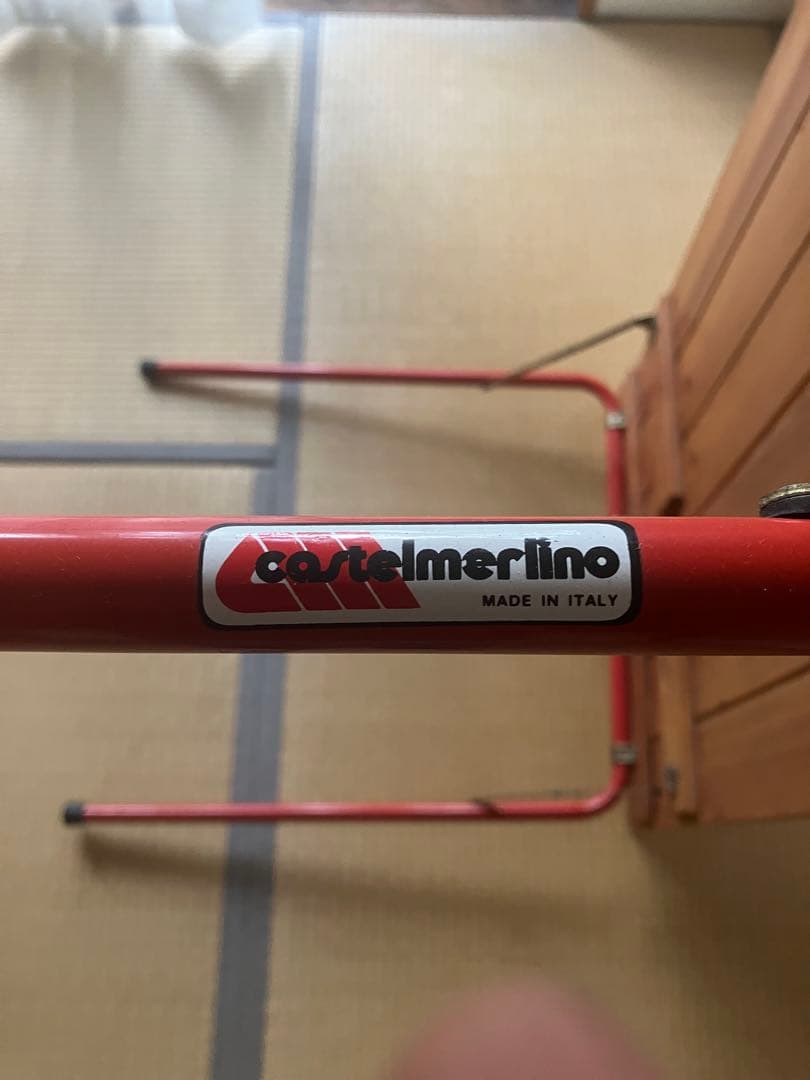 カステルメルリーノ アウトドアテーブル castelmerlino 赤脚