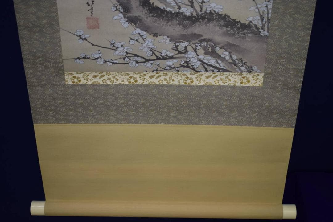 複製/葛飾北斎/白梅図/工芸/桐共箱付/布袋屋掛軸HH-812