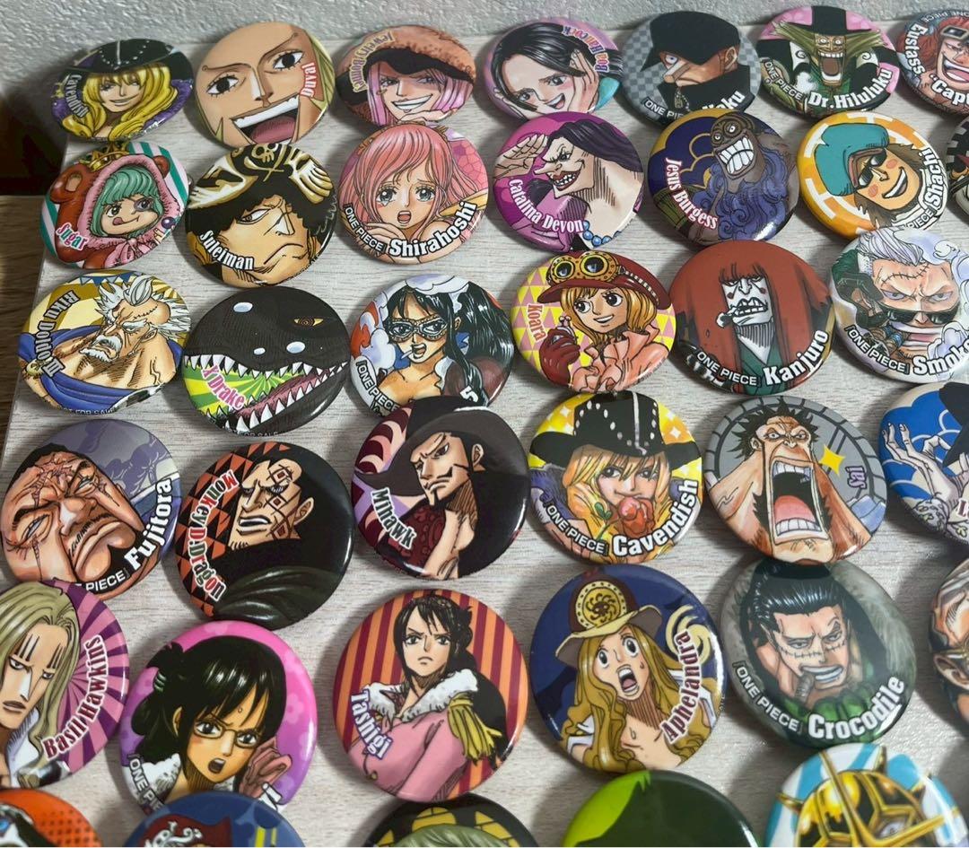 ナツコミ　缶バッジ　ワンピース　大量　約229個
