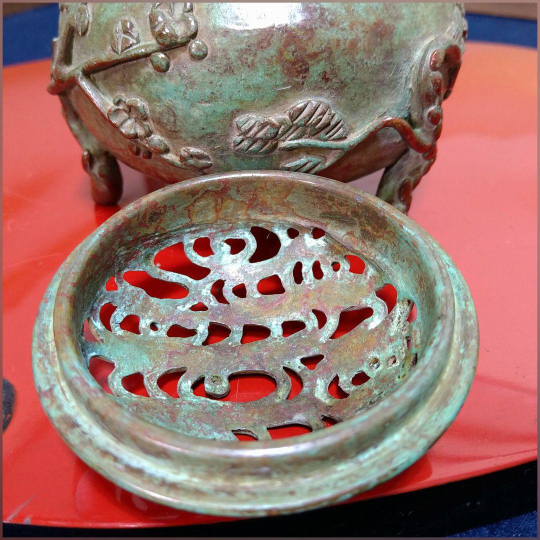 AH10 須賀月芳 香炉 松竹梅 三足 共箱 共布 栞 未使用 高岡銅器 蝋型