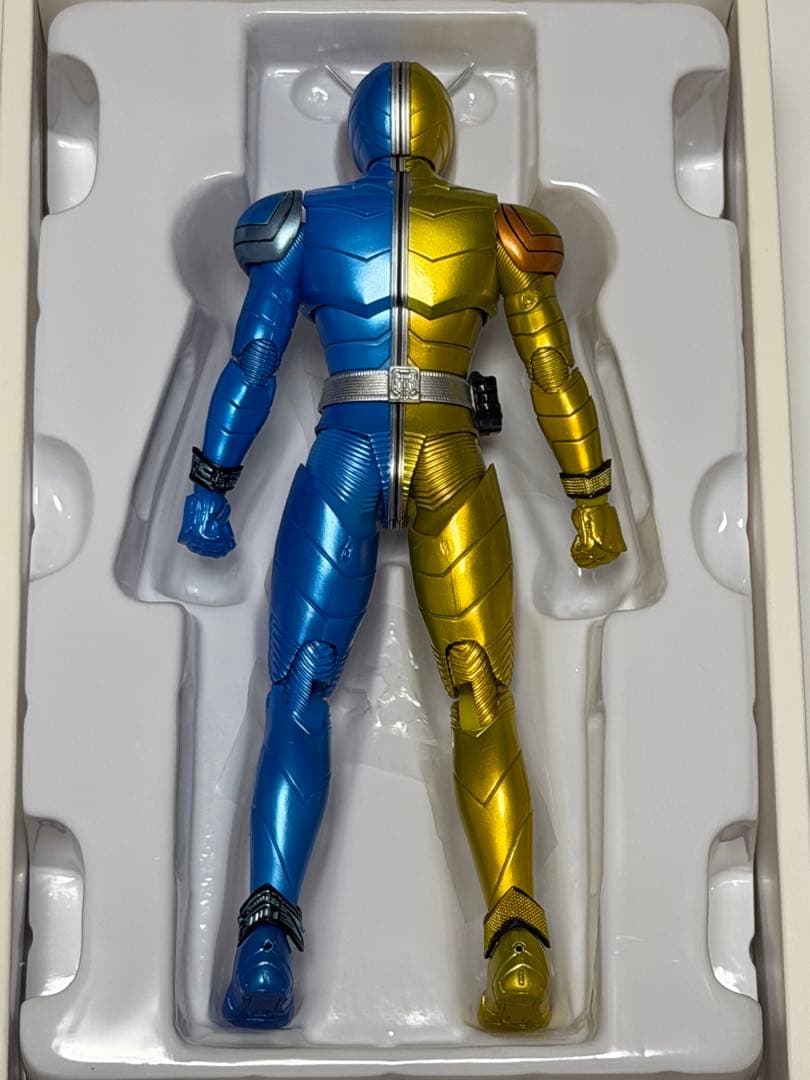 ア*カ様 真骨彫 仮面ライダーW ルナトリガー