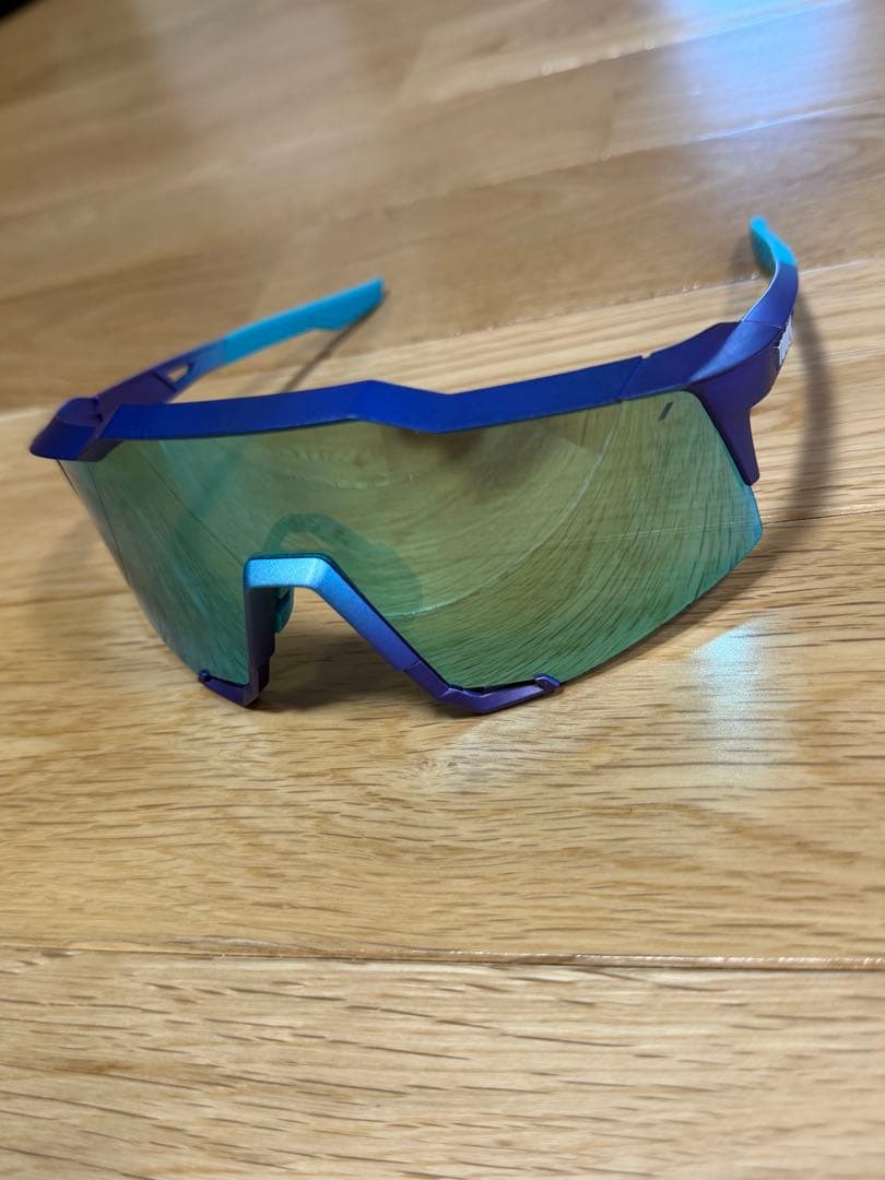 100% スポーツサングラス 青/緑