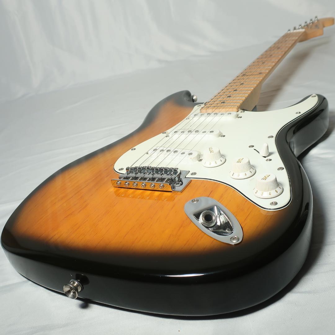 美品 Legend ストラトタイプ エレキギター ブラウン2トーンカラー