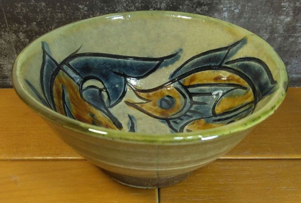 人間国宝 金城次郎 魚紋碗(茶碗,マカイ) 栞 共箱 美品 やちむん 壷屋焼