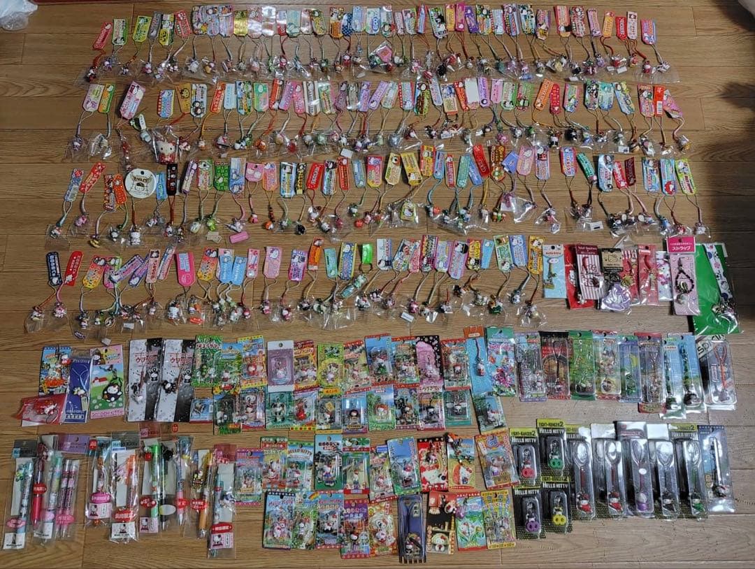 ハローキティ 根付け ストラップ チャーム ペン　キーホルダー　240点　#12