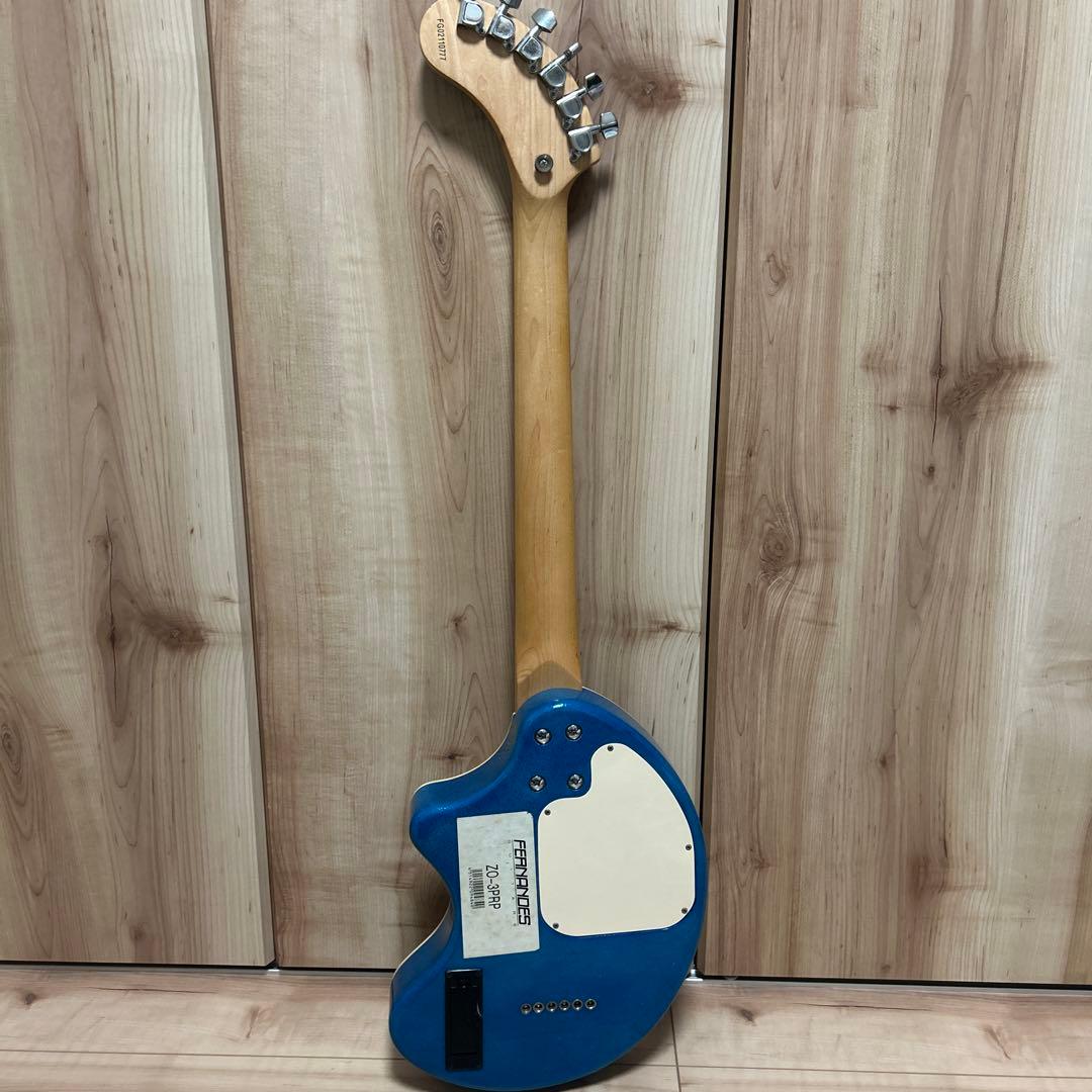 FERNANDES ZO-3 パラッパラッパーモデル アンプ内蔵 エレキギター
