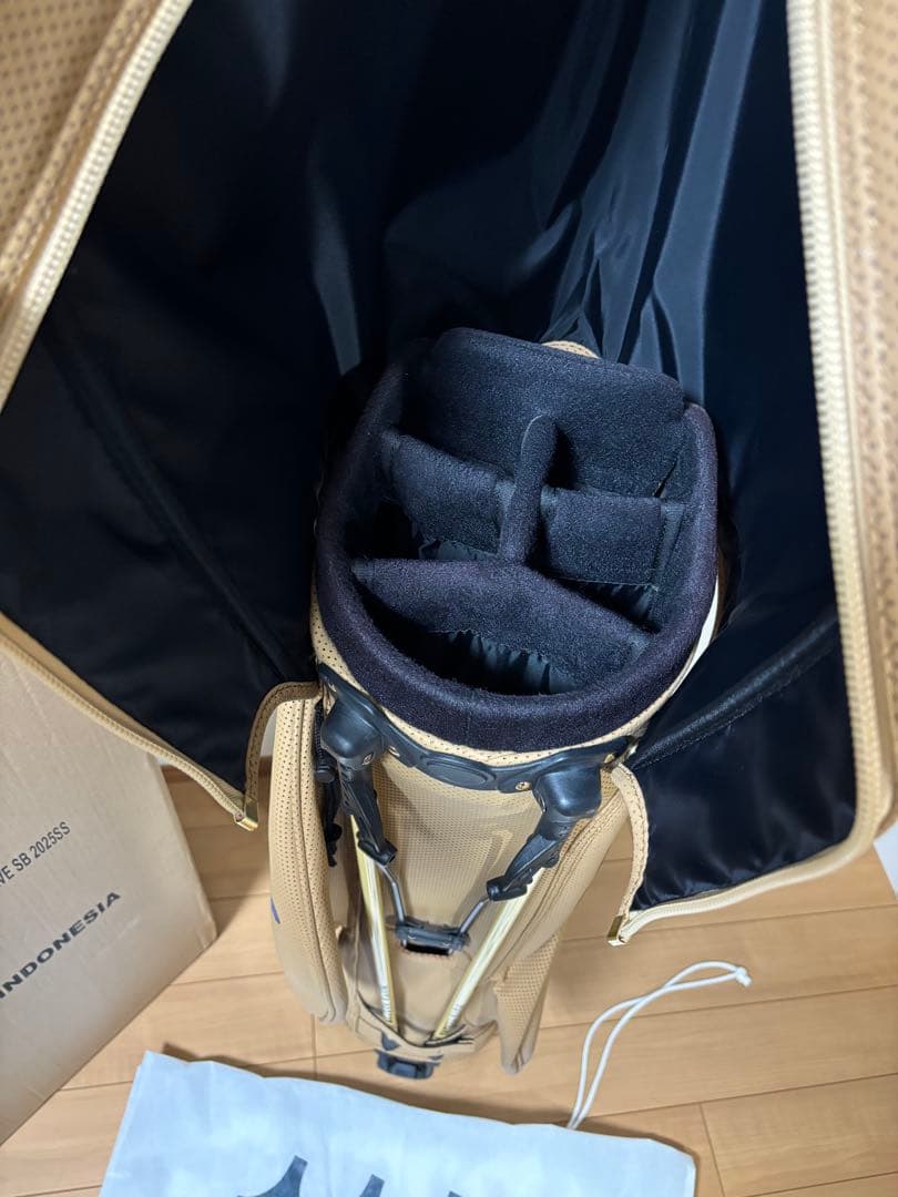 muta MARINE ムータマリン  パンチングエシカルレザー キャディバッグ