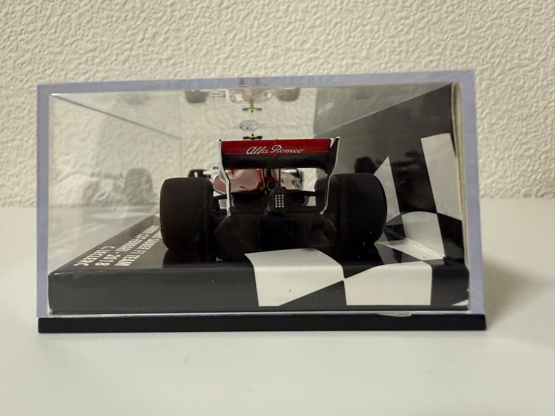 ミニチャンプス1/43 ザウバー C37 2018 シャルル・ルクレール