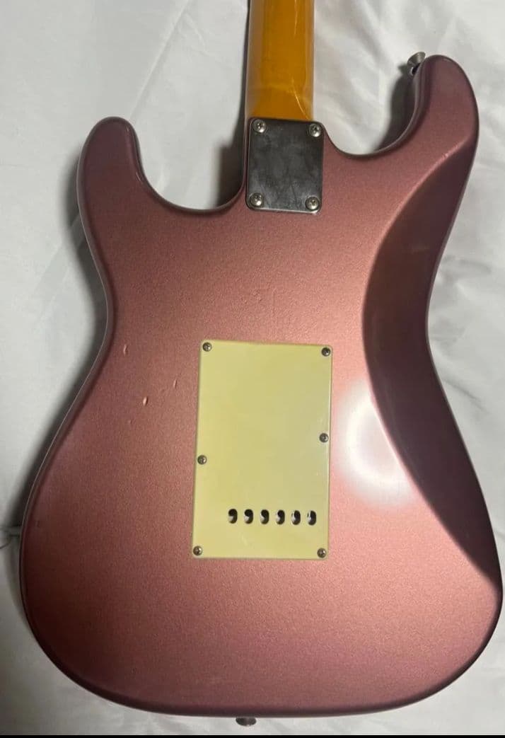 Felder＊ストラトタイプ・エレキギター