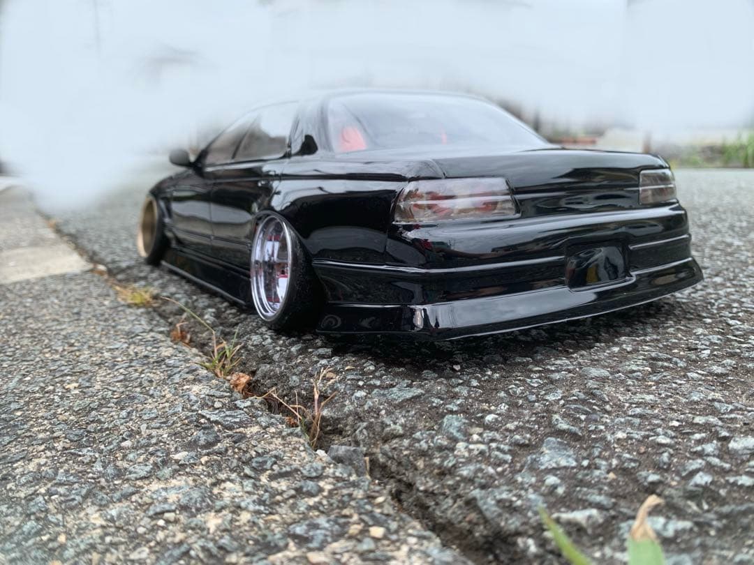 パンドラ　ラジコン　ボディ　r32 4dr