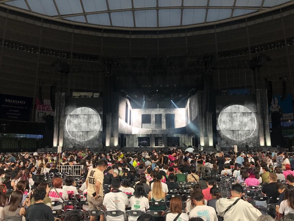 Lady Gaga 2022 クロマティカ・ボール GOLD 公演グッズ 4+1