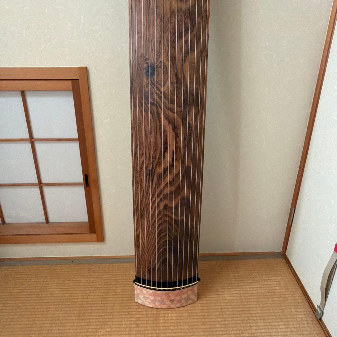 箏　琴　13絃　くり甲　綾杉彫