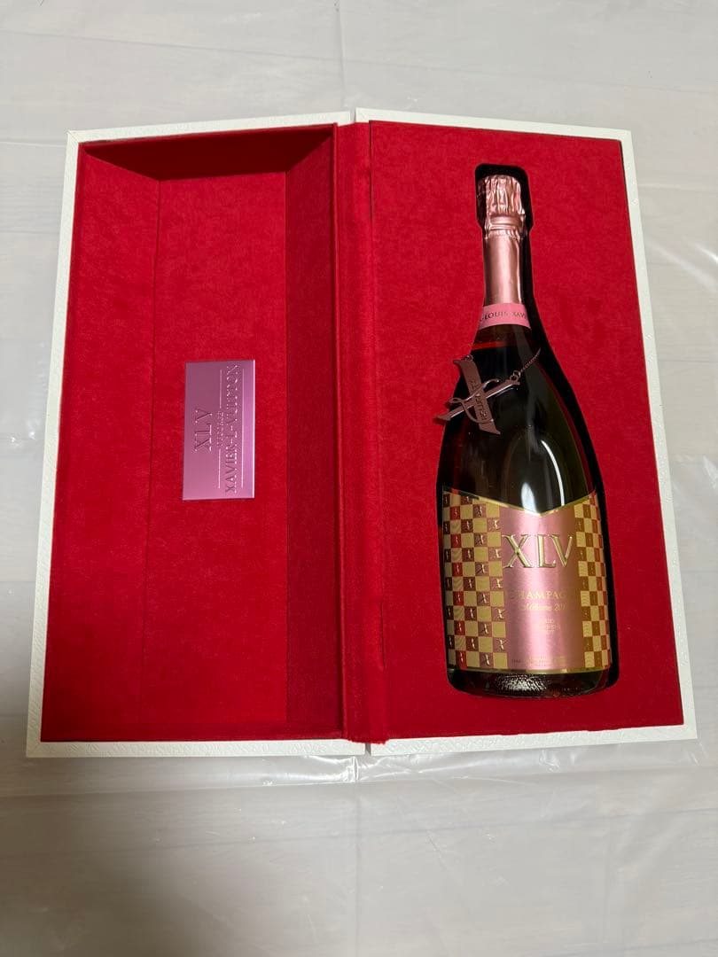 新品未開封 XLV ヴィトンシャンパン ミレジメ ロゼ 特別限定版750ml