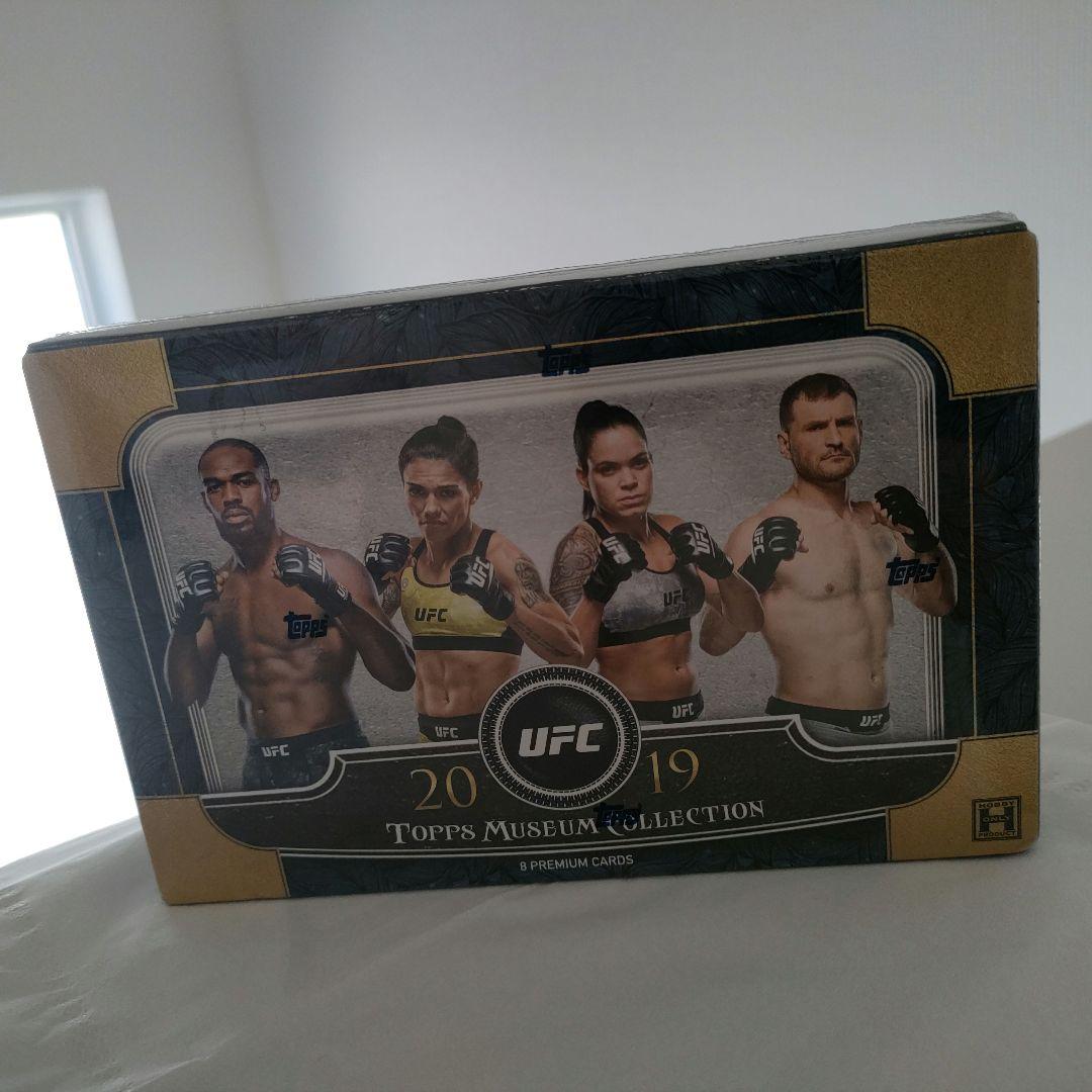 UFC　サイン　カード　未開封