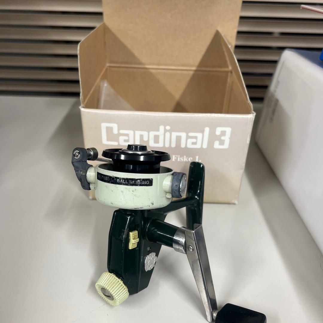 ABU Cardinal 33スピンキャストリール
