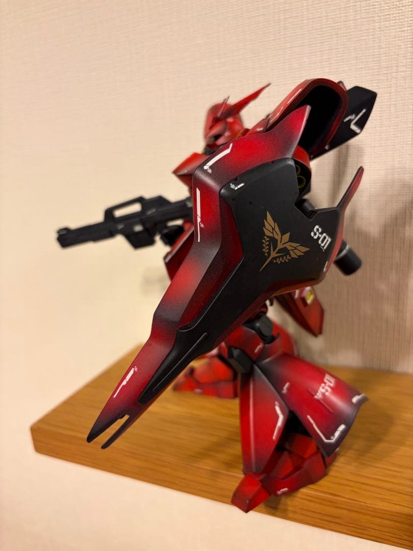 HG ガンプラ サザビー　完成　塗装済