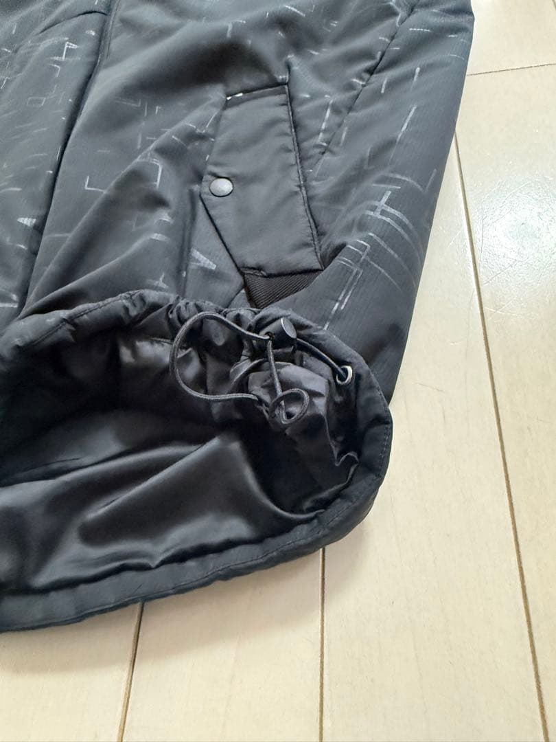 オークリー　フード付き 取り外し袖