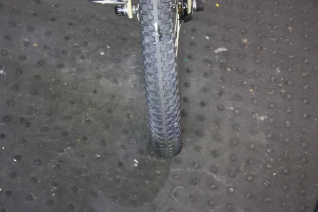 ブリヂストンアンジェリーノプティット e A20L36 8.7AH クリーム色