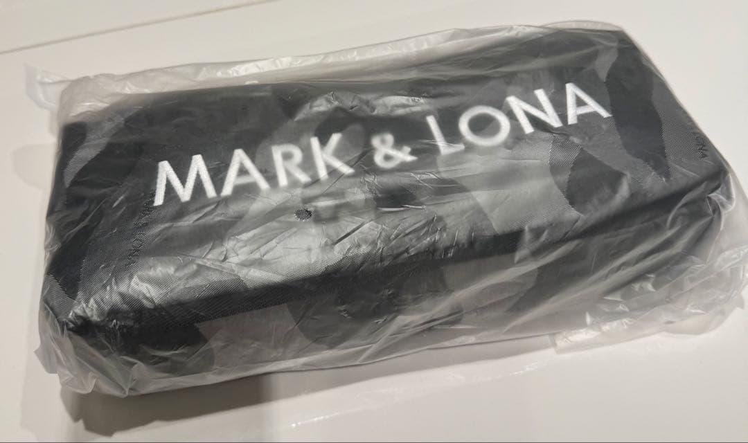 ♡MARK & LONA♡ Range Case 迷彩柄ノベルティ