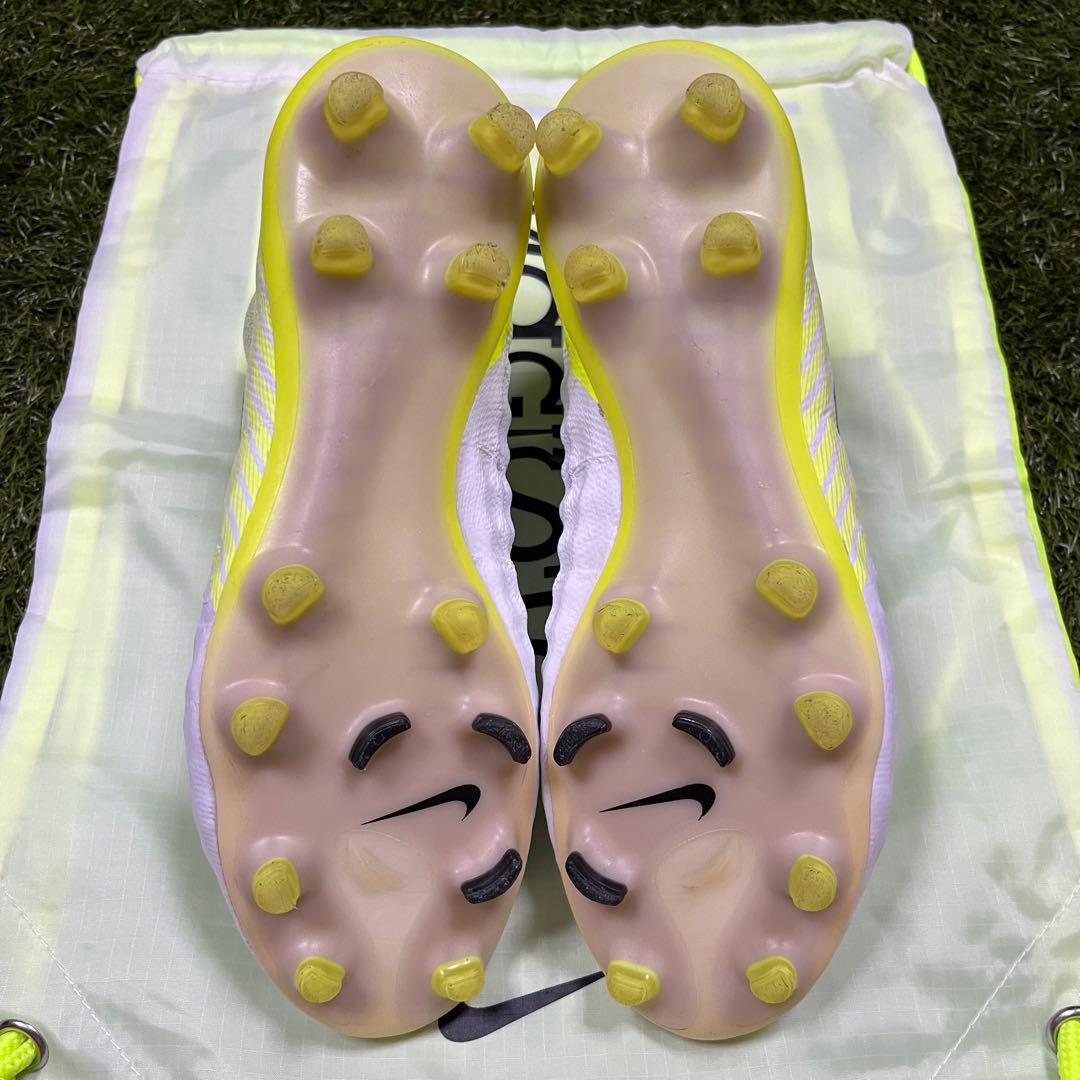 NIKE Magista Obra Ⅱ FG 25cm
